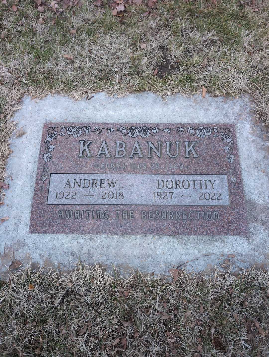 Dorothy Kabanuk's grave. Photo 1