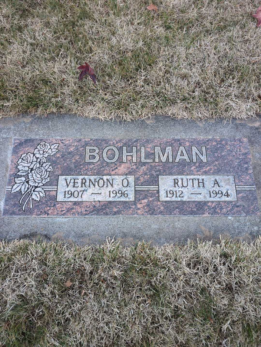 Vernon O. Bohlman's grave. Photo 3