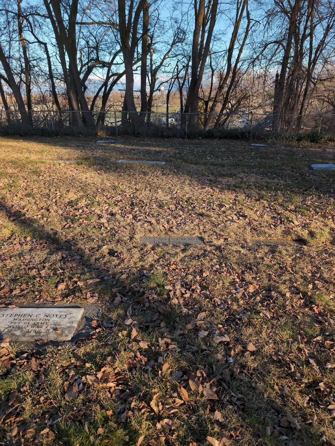 B. Earle Palmer's grave. Photo 2