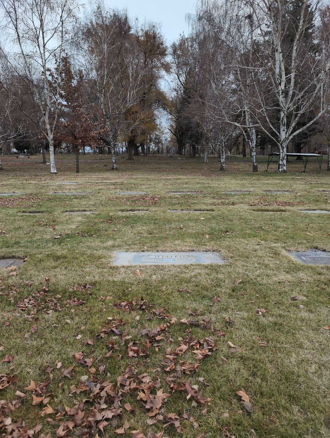 Elsie K. Teufert's grave. Photo 2