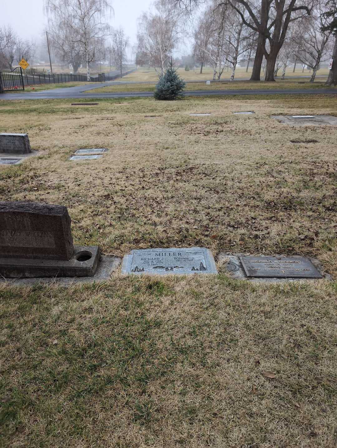 Richard J. Miller's grave. Photo 2