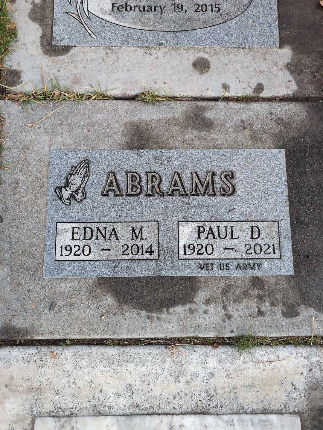 Paul D. Abrams's grave. Photo 3