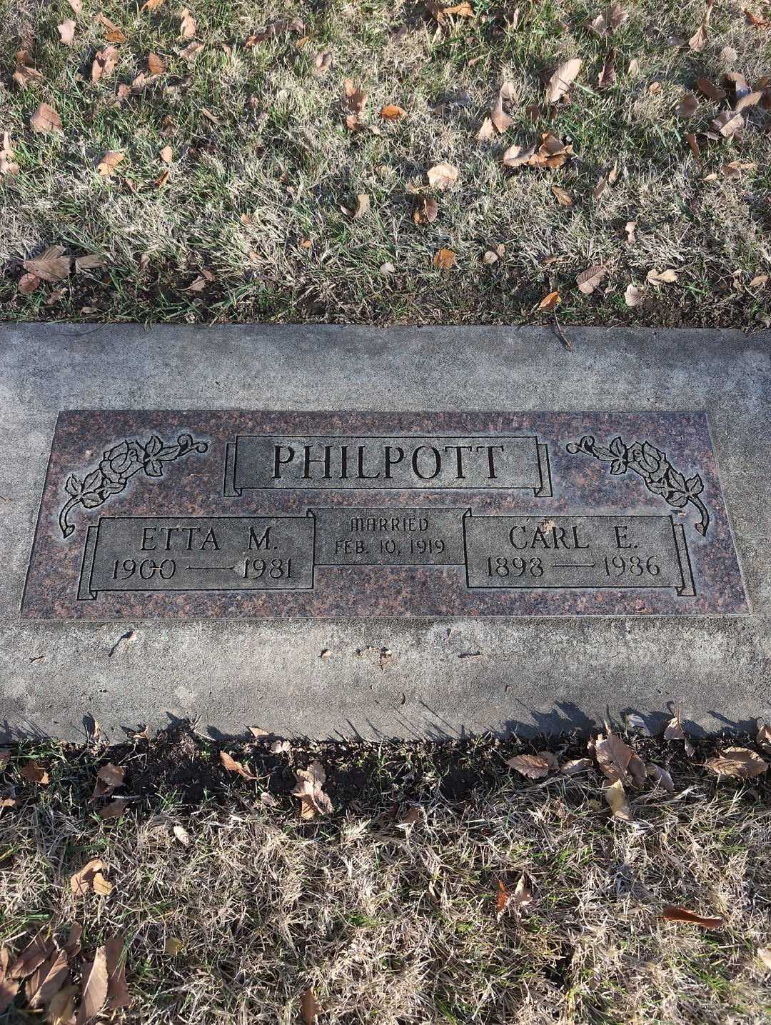 Etta M. Philpott's grave. Photo 3