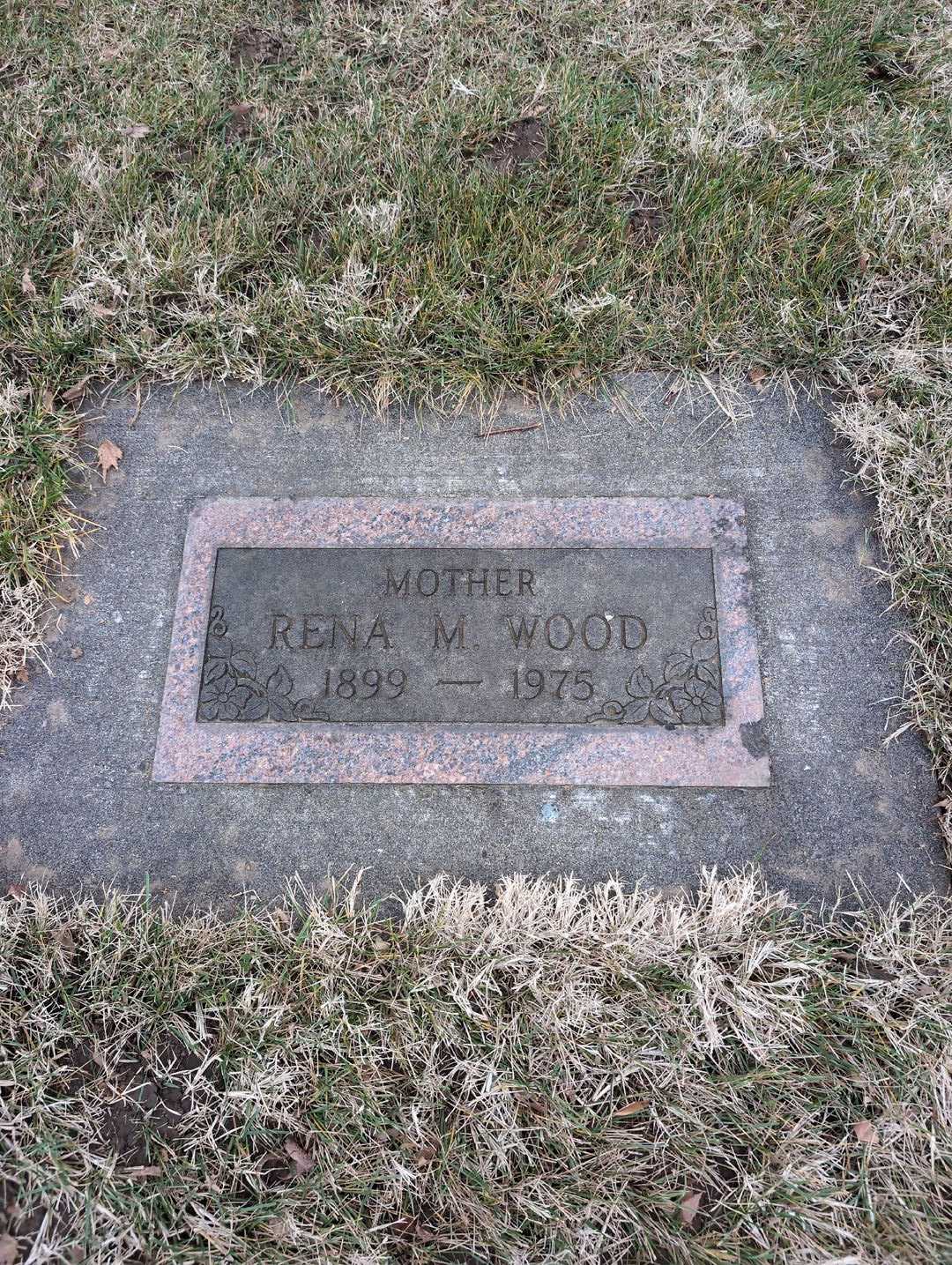 Rena M. Wood's grave. Photo 3