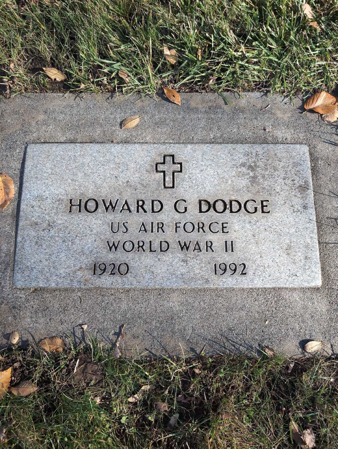 Howard G. Dodge's grave. Photo 3