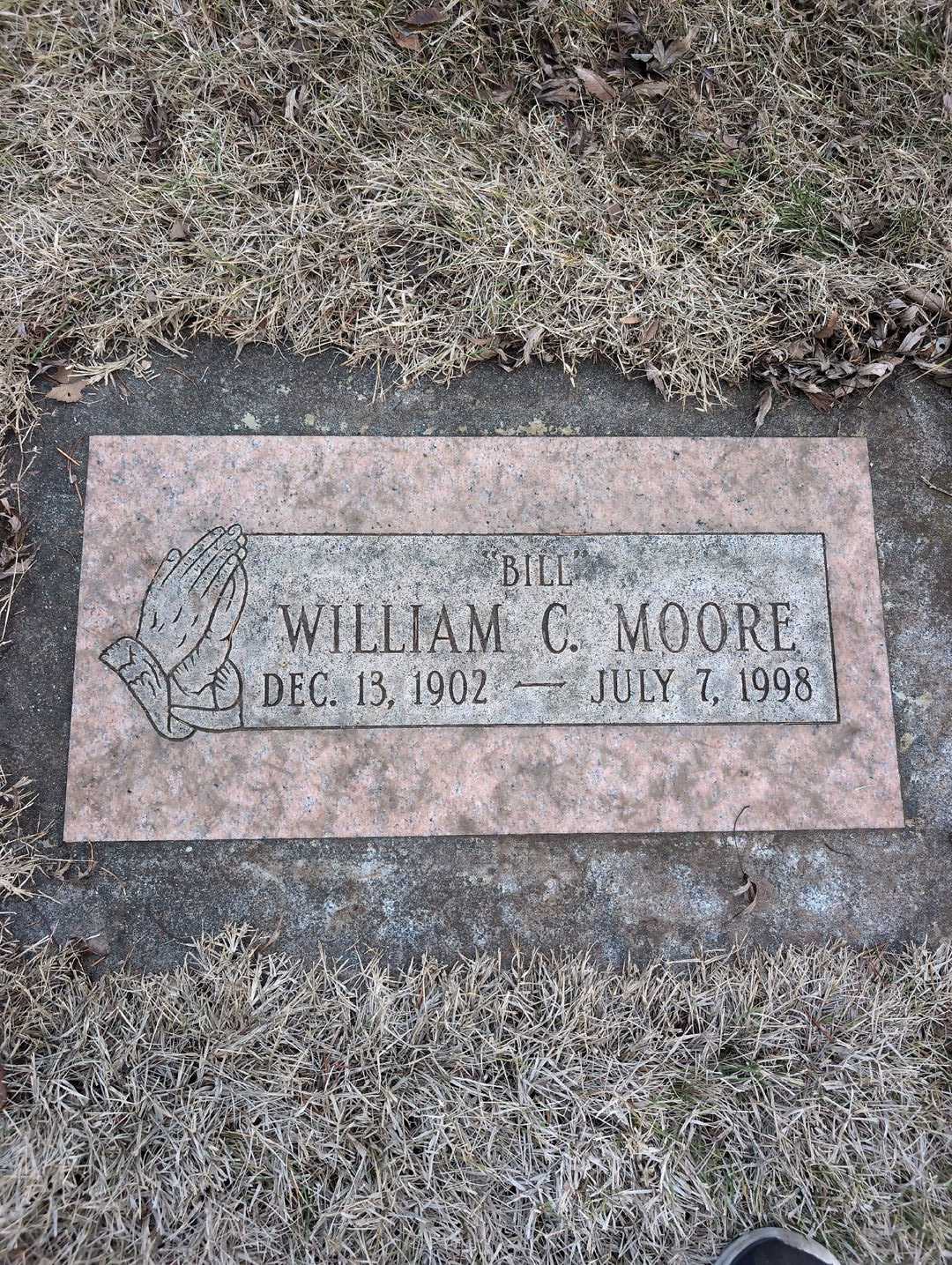 Vera Gallentine's grave. Photo 3
