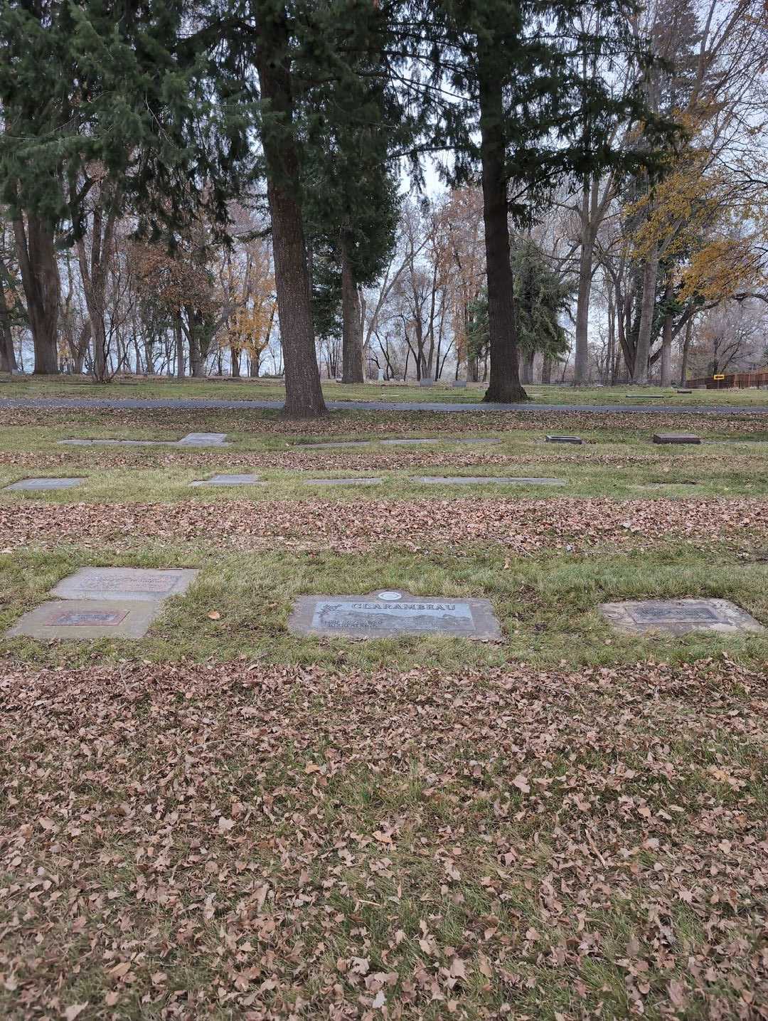 Irine Kirkpatrick Clarambeau's grave. Photo 2