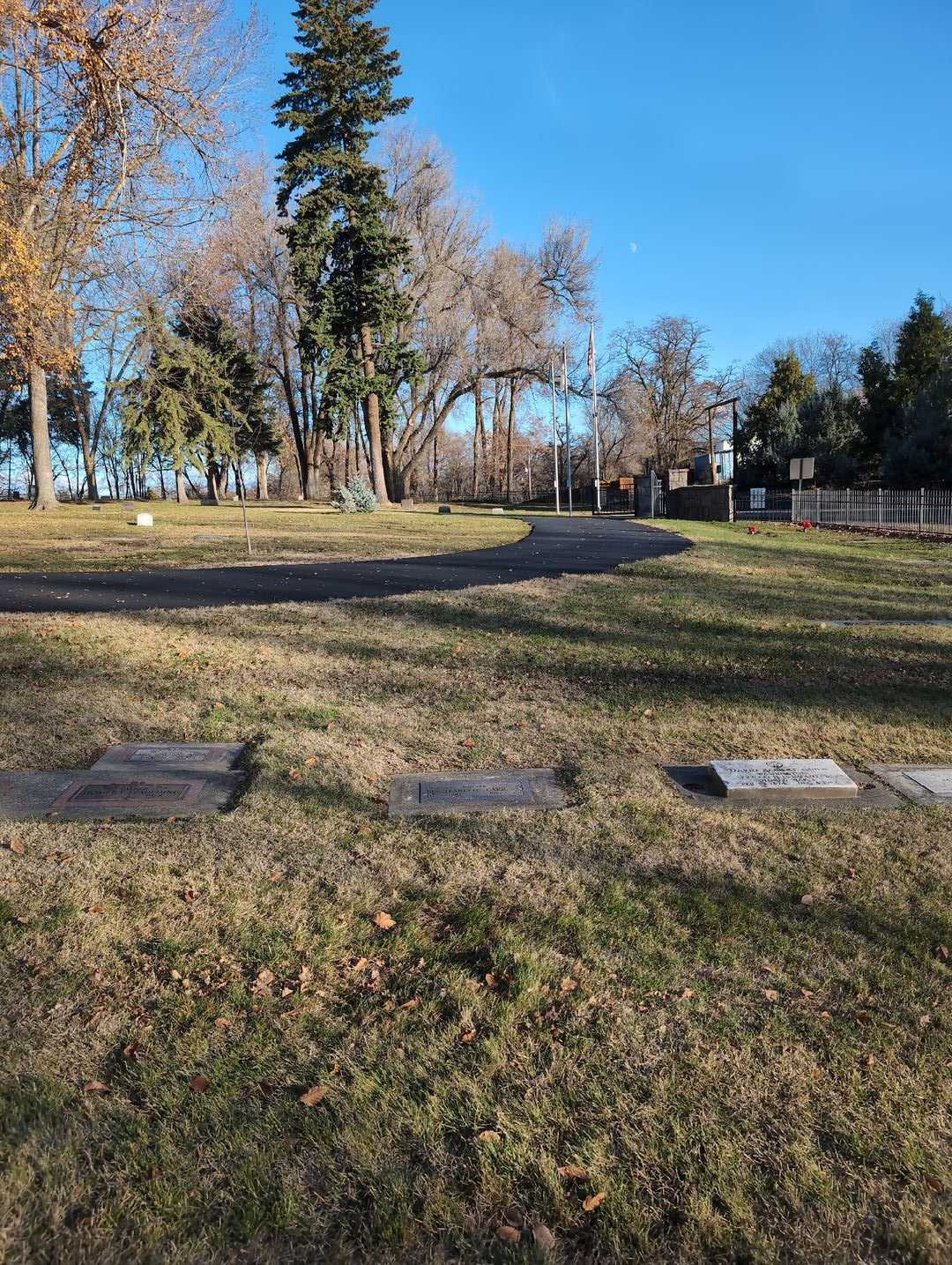Jeanette Garr's grave. Photo 2