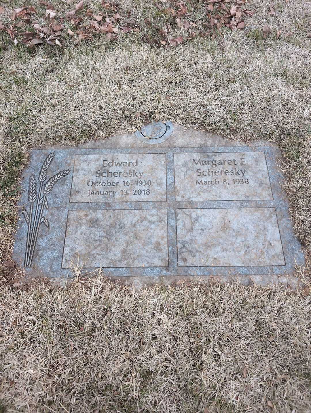 Agnes Dahl's grave. Photo 5