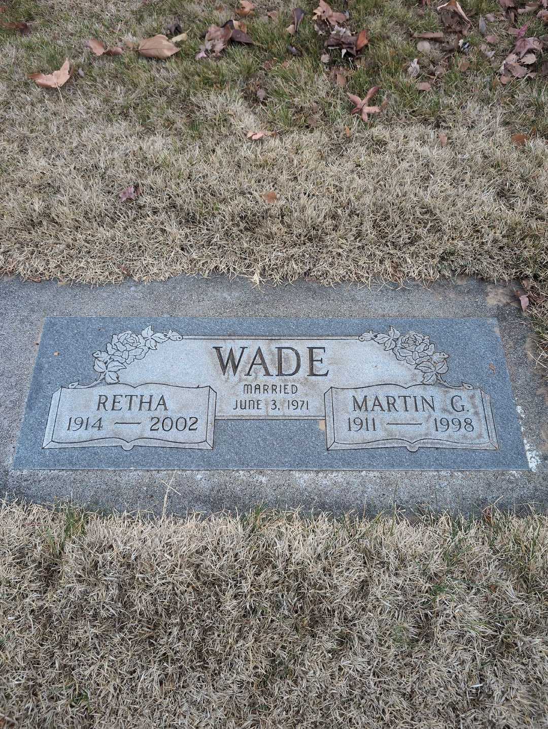 Retha Wade's grave. Photo 3