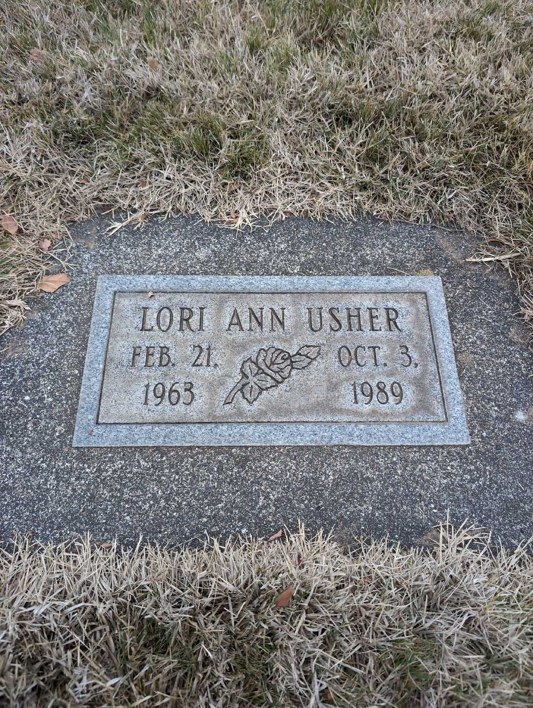 Lori Ann Usher's grave. Photo 3
