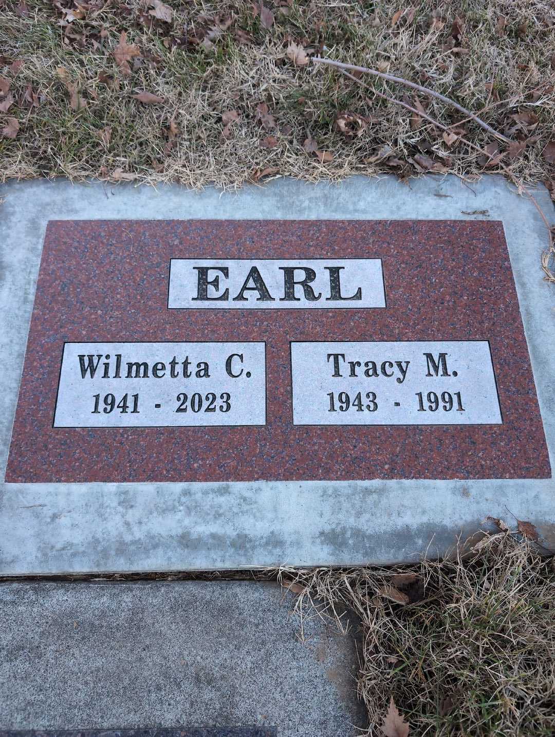 Wilmetta C. Earl's grave. Photo 5