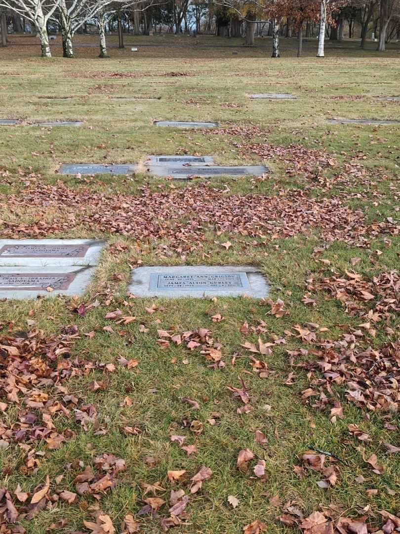 James Alton Gurley's grave. Photo 2
