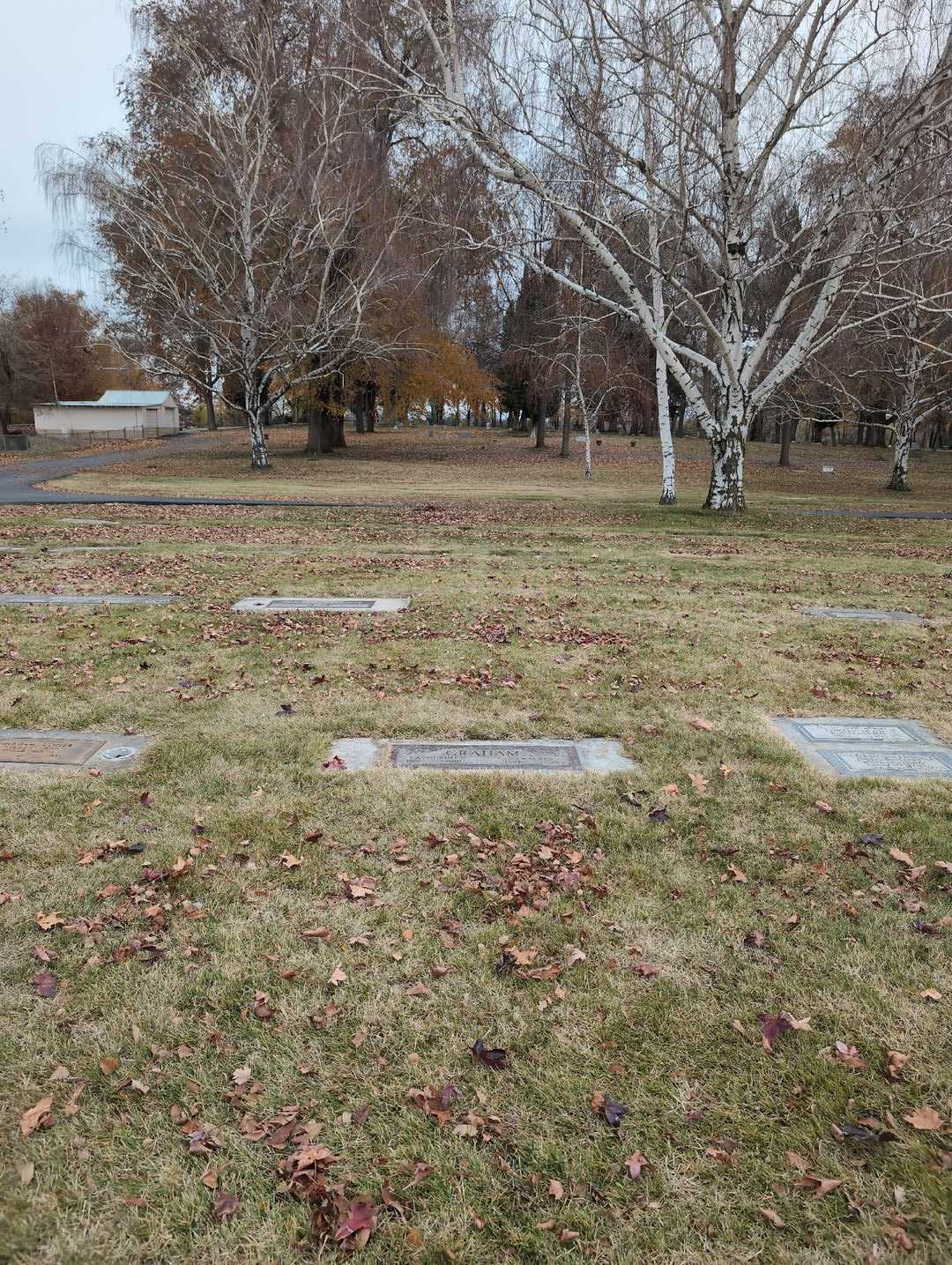 J. Walter Graham's grave. Photo 2