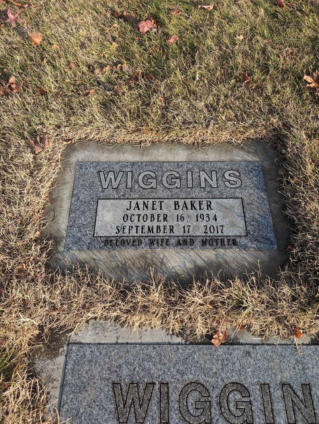 Janet Baker Wiggins's grave. Photo 4