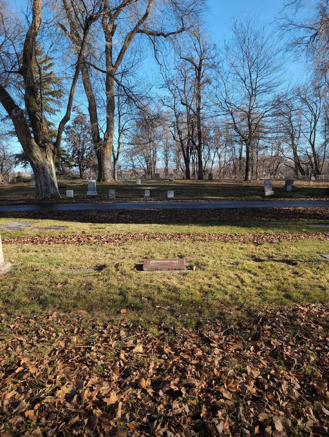 Marguerite Ellen Degeraty's grave. Photo 2