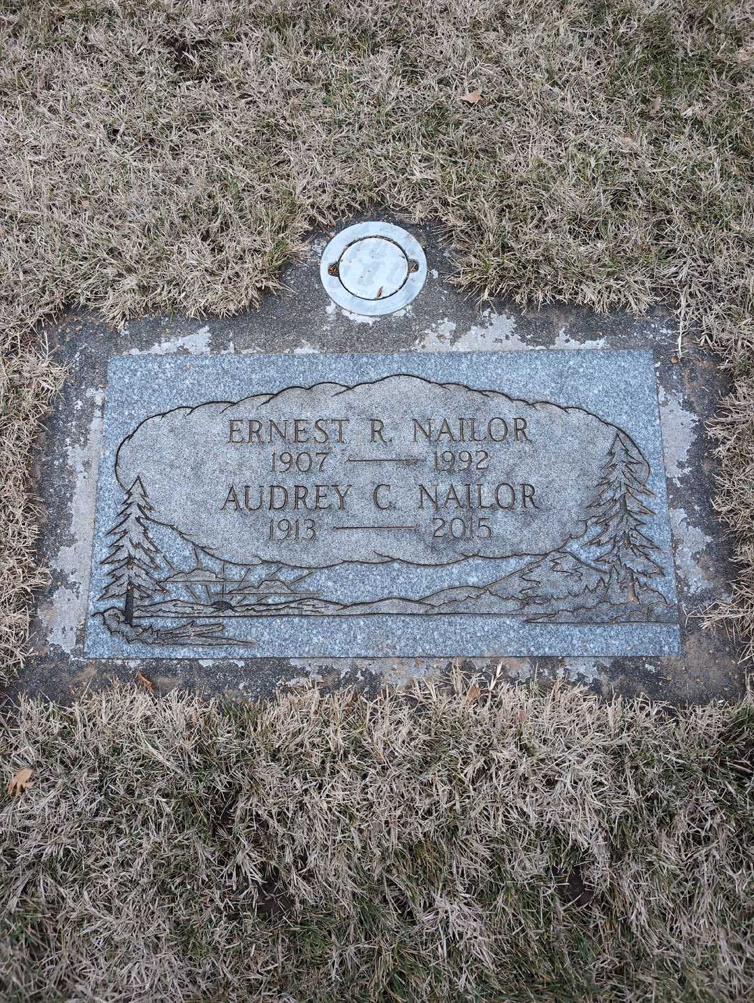 Ernest R. Nailor's grave. Photo 3