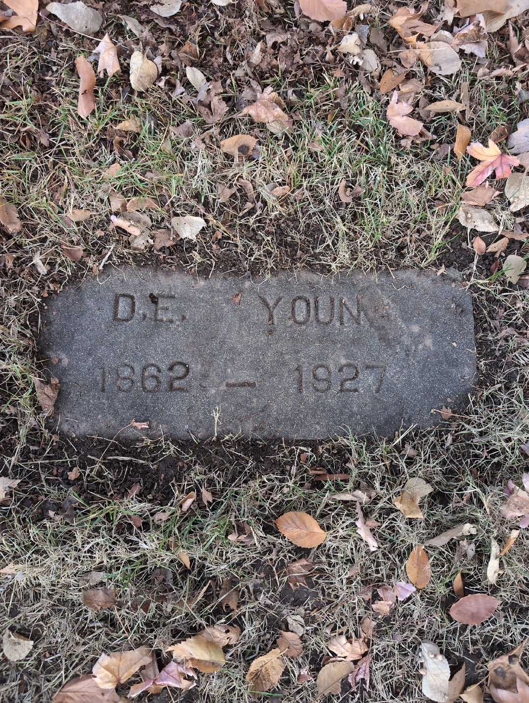 David Fredric Young's grave. Photo 3