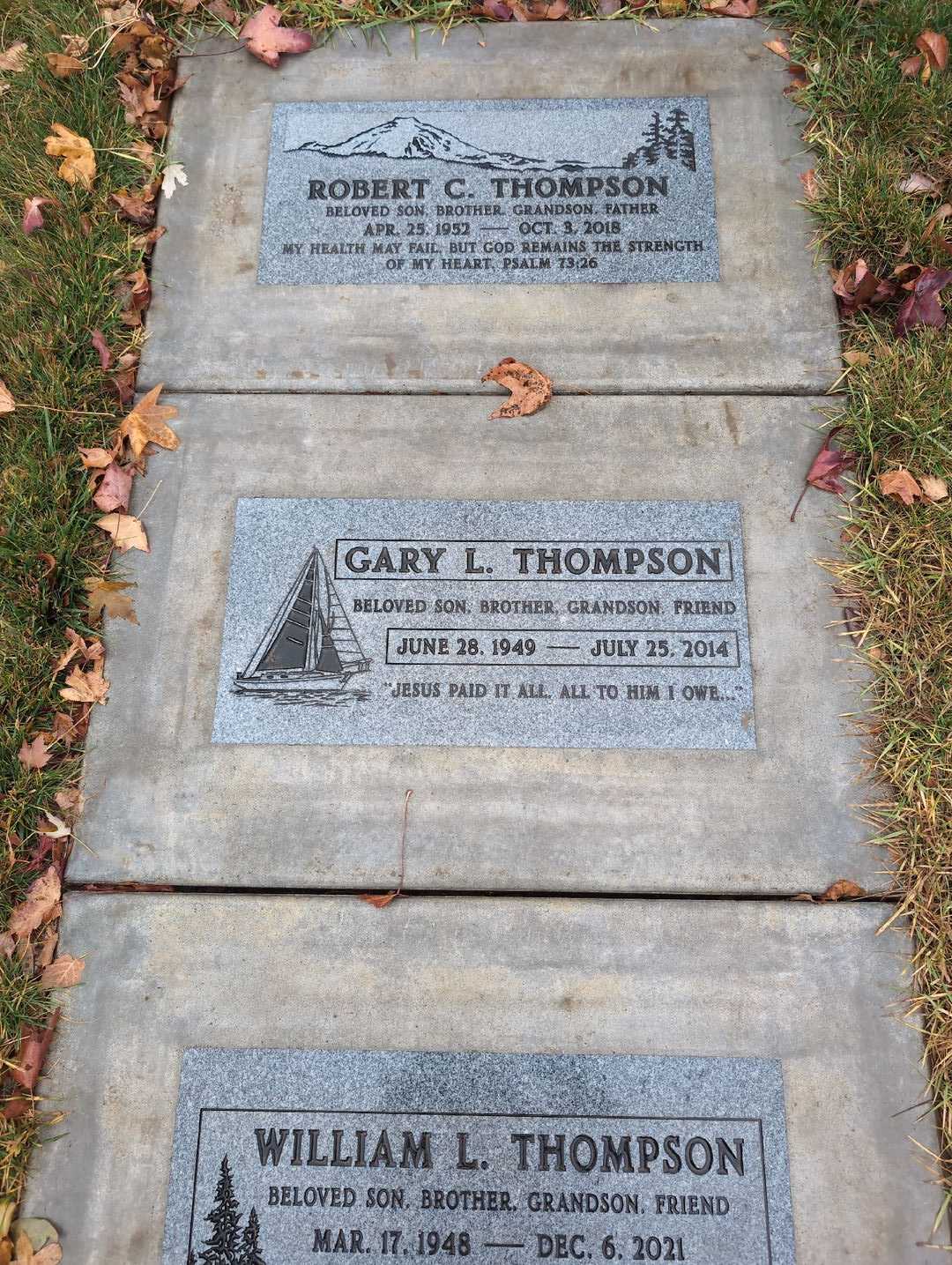 William L. Thompson's grave. Photo 4