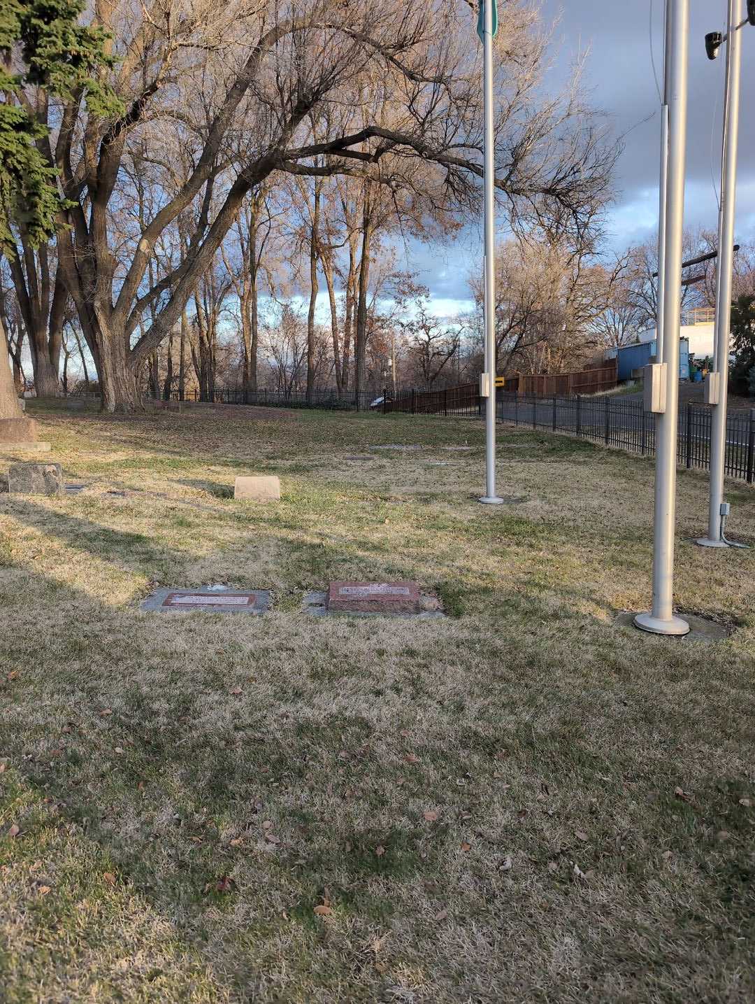 Agnes Amelia Peterson's grave. Photo 2