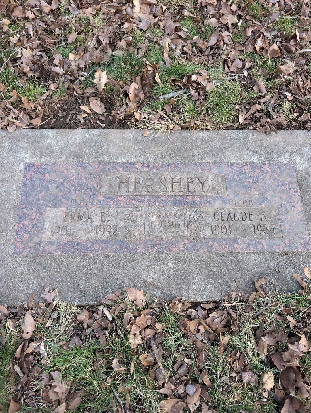 Claude A. Hershey's grave. Photo 3