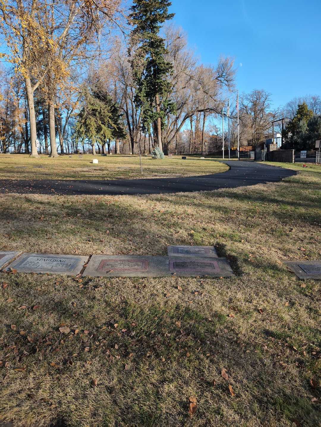 Maude S. Spaulding's grave. Photo 2