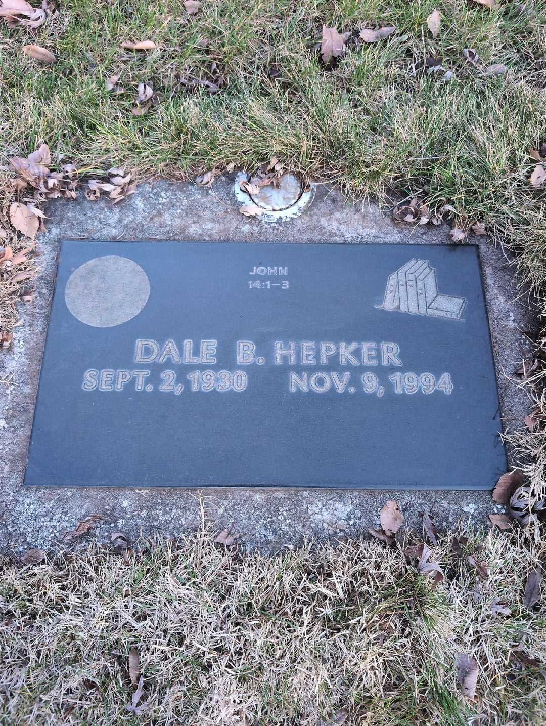 Dale B. Hepker's grave. Photo 3