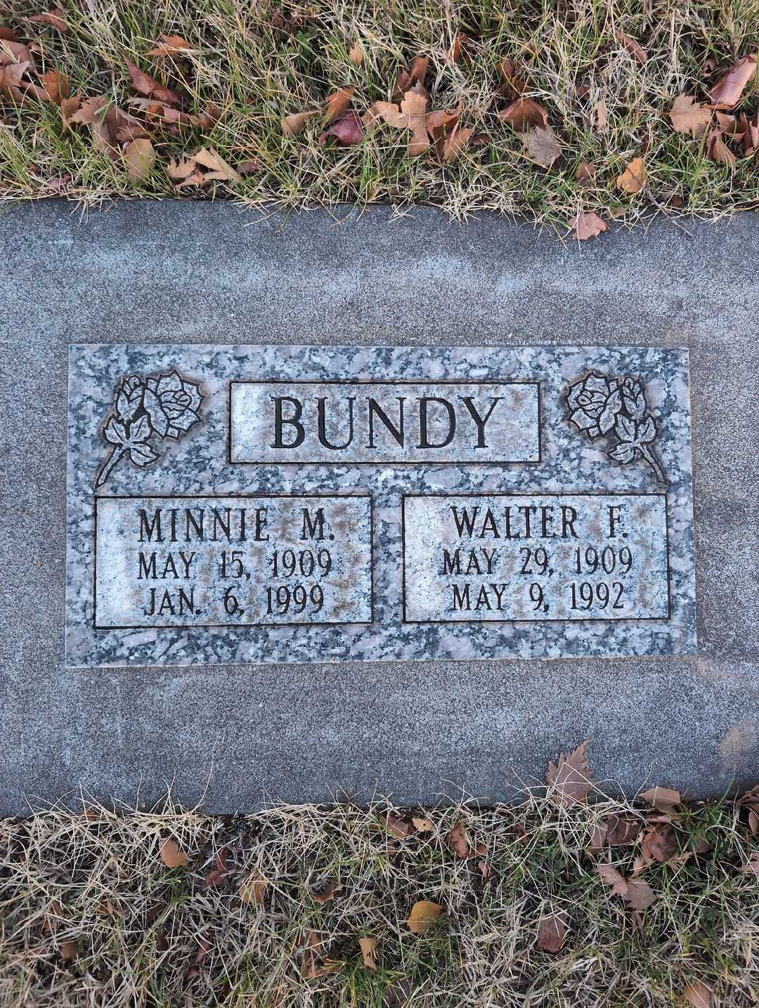 Minnie M. Bundy's grave. Photo 3