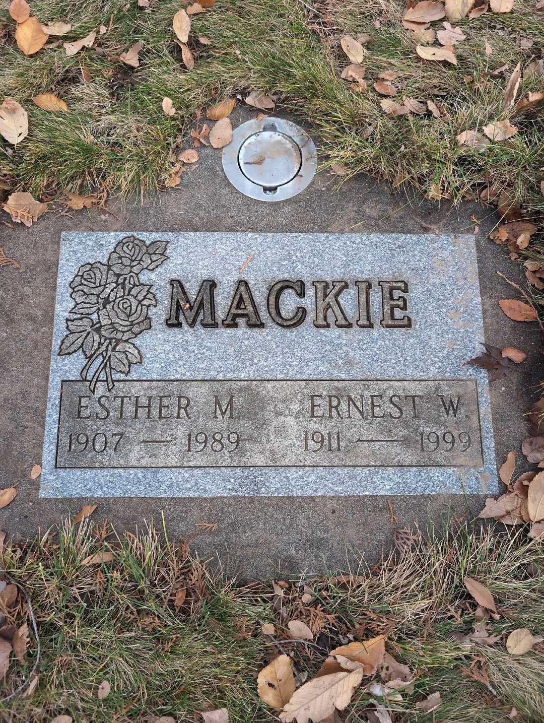 Ernest W. Mackie's grave. Photo 3