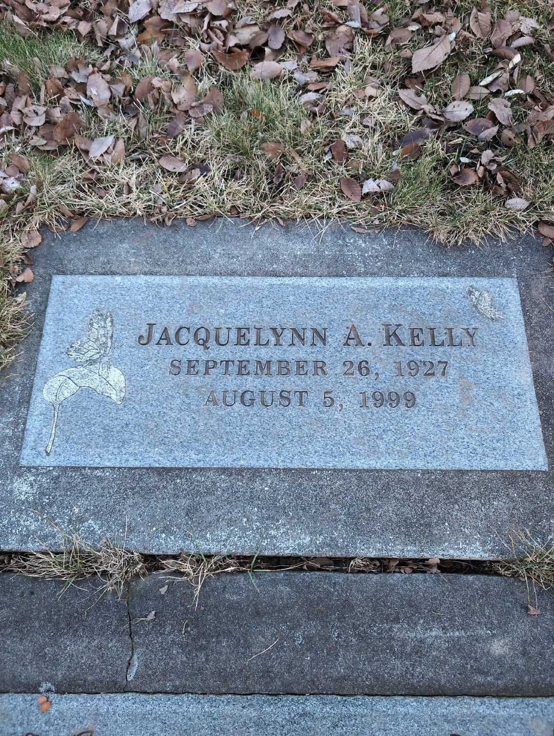 Jacquelynn A. Kelly's grave. Photo 5