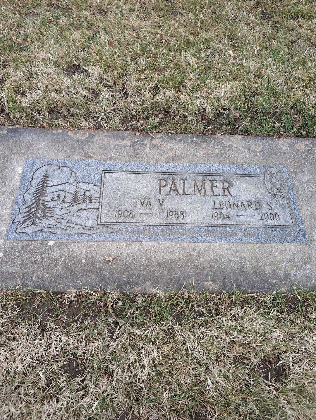 Leonard S. Palmer's grave. Photo 3