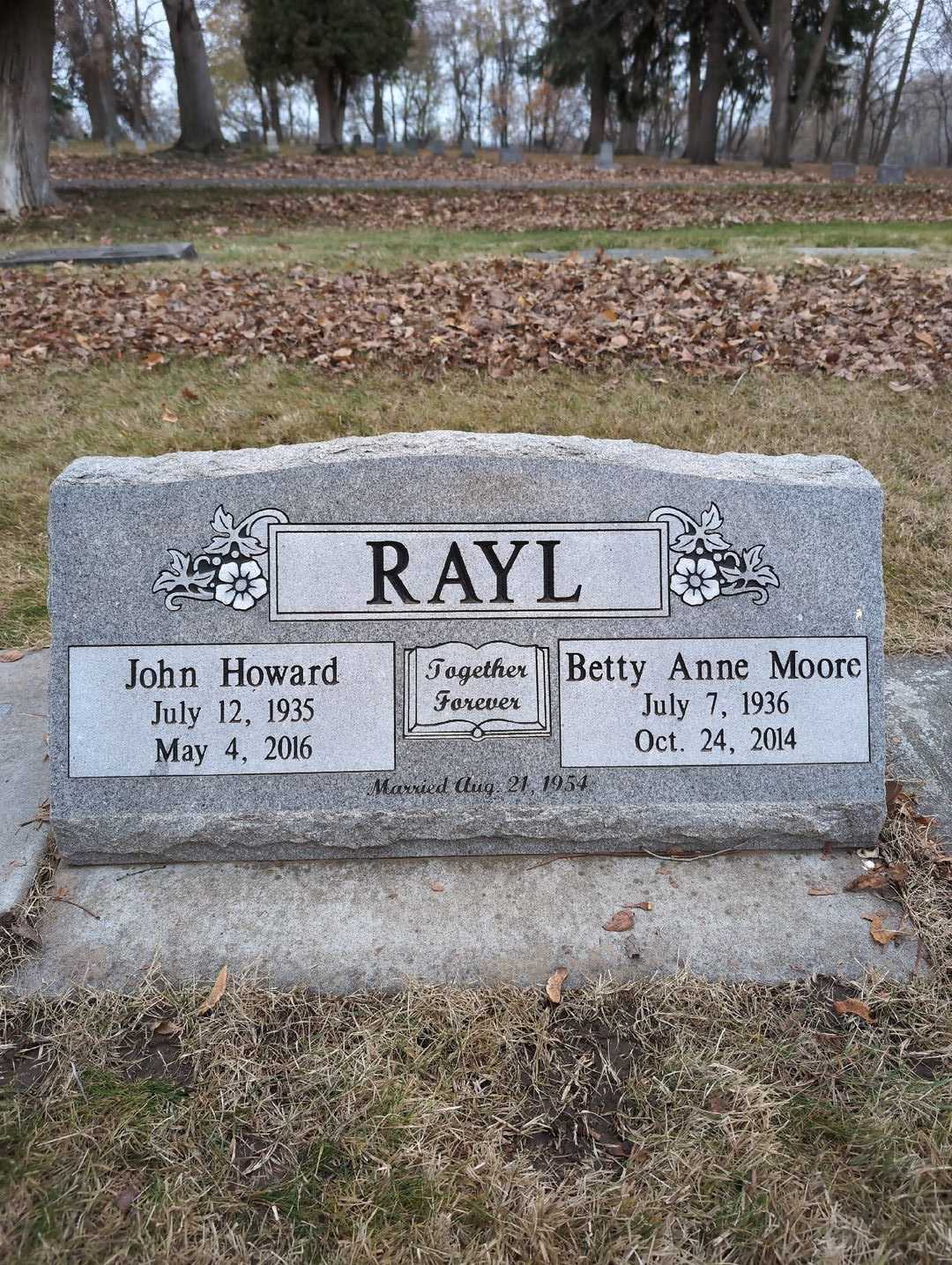 Jacqueline Gail Cole-Piatt's grave. Photo 3