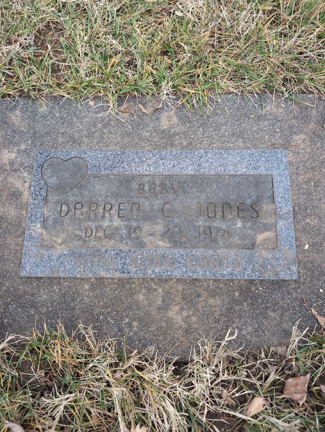 Darren G. Jones's grave. Photo 3