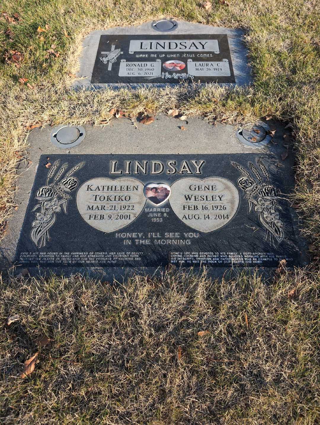 Gene Wesley Lindsay's grave. Photo 3