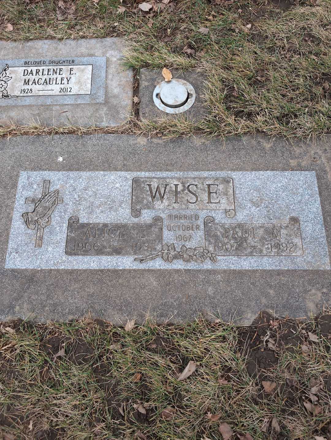 Darlene E. Macauley's grave. Photo 3
