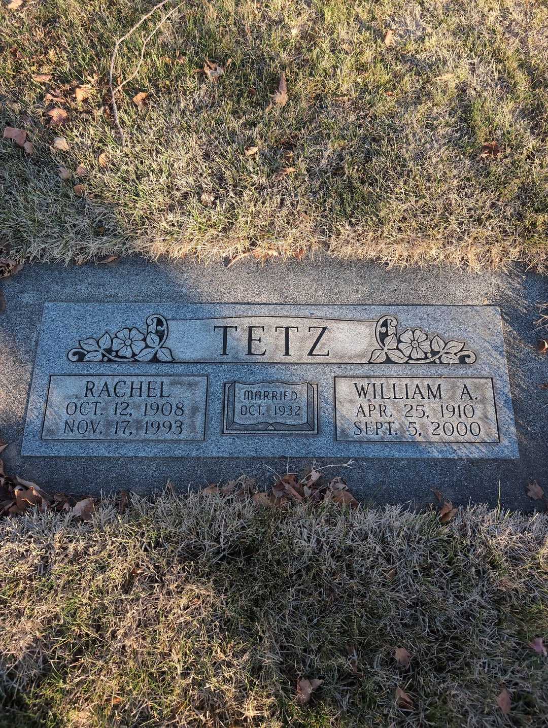 Flossie B. Cable's grave. Photo 1