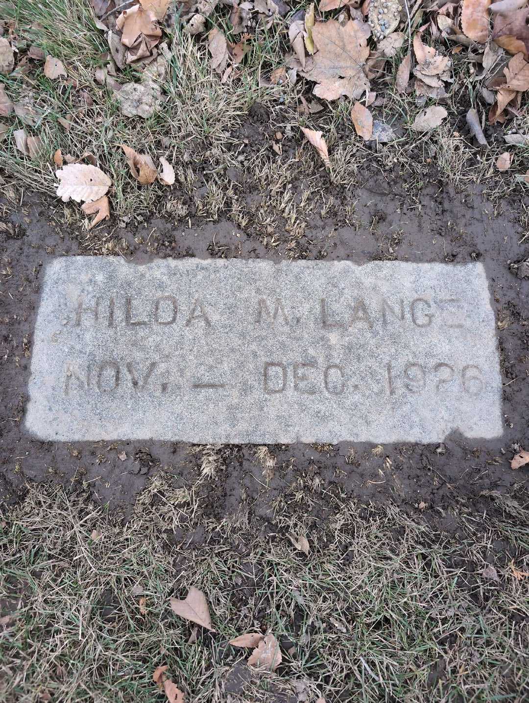 Hilda Morce Lange's grave. Photo 3